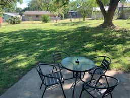 Tulsa whole home near Hard Rock Casino and I-44 with huge fenced yard. Pets allowed and no checkout chores.
