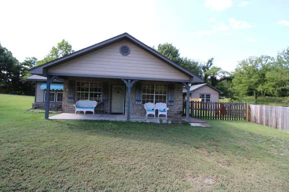 Cozy Cove Grand Lake Home - Image 1