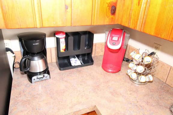 Tulsa home conveniently by Brookside and Riverside with large fenced yard.  Shopping, dining, and river trails.  Pets allowed