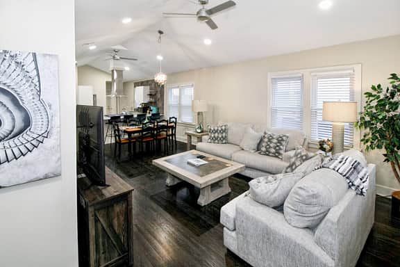 Downtown Tulsa Retreat| Private Yard| Dogs OK